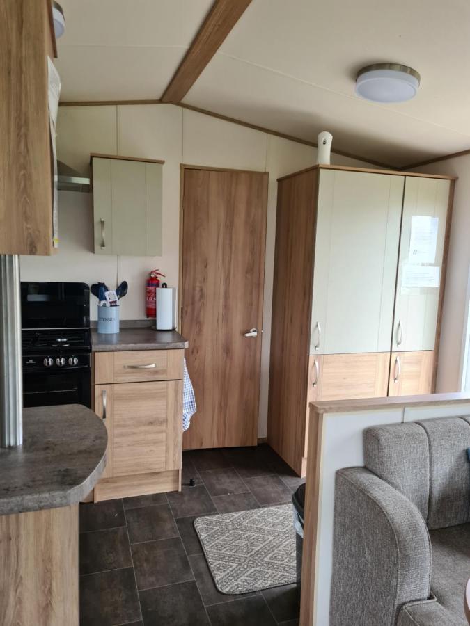 Hot Tub Hols 3 Bed Caravan At 42 Kingfisher Court Tattershall Exterior foto
