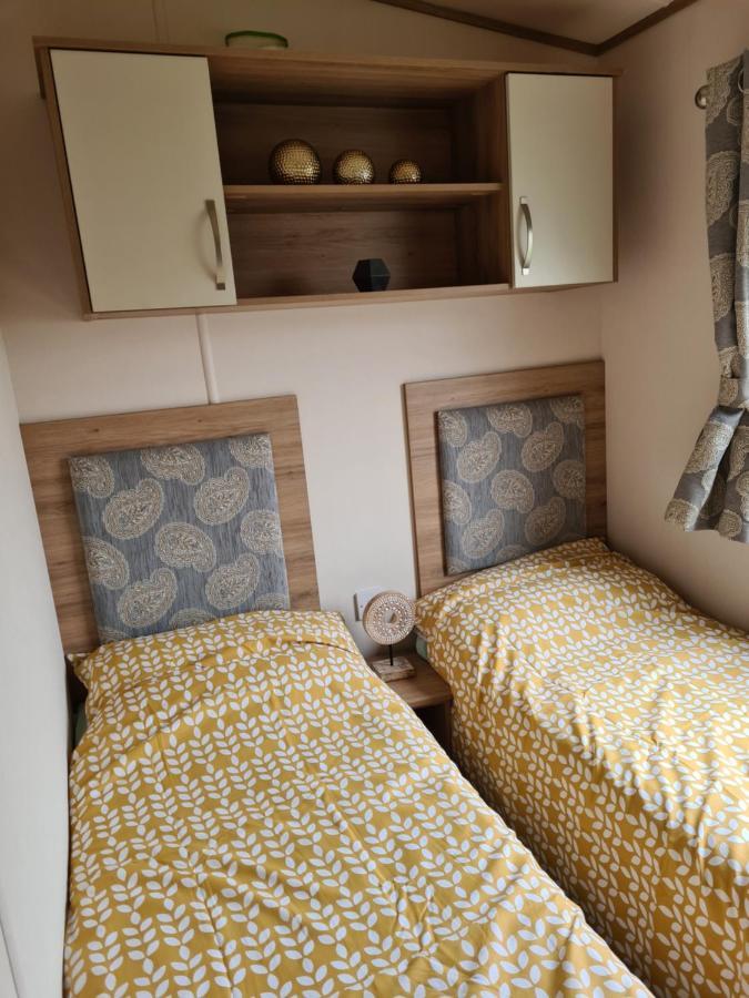 Hot Tub Hols 3 Bed Caravan At 42 Kingfisher Court Tattershall Exterior foto