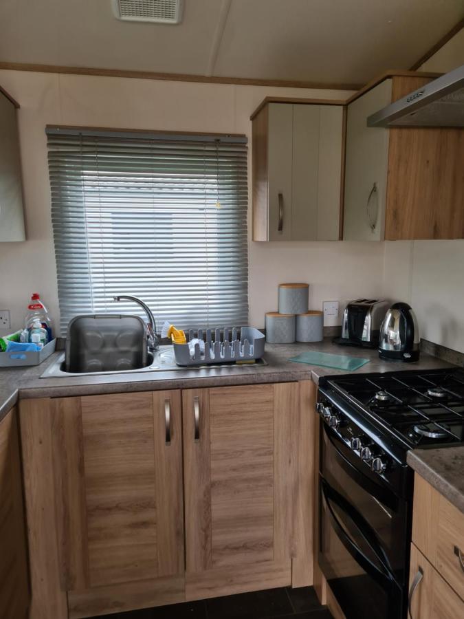 Hot Tub Hols 3 Bed Caravan At 42 Kingfisher Court Tattershall Exterior foto
